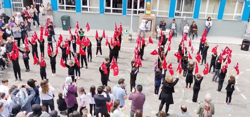 Karadeniz Ereğli’de Ulusal Egemenlik ve Çocuk Bayramı etkinlikleri... NİMET İLKOKULU’NDA COŞKULU KUTLAMA - 14