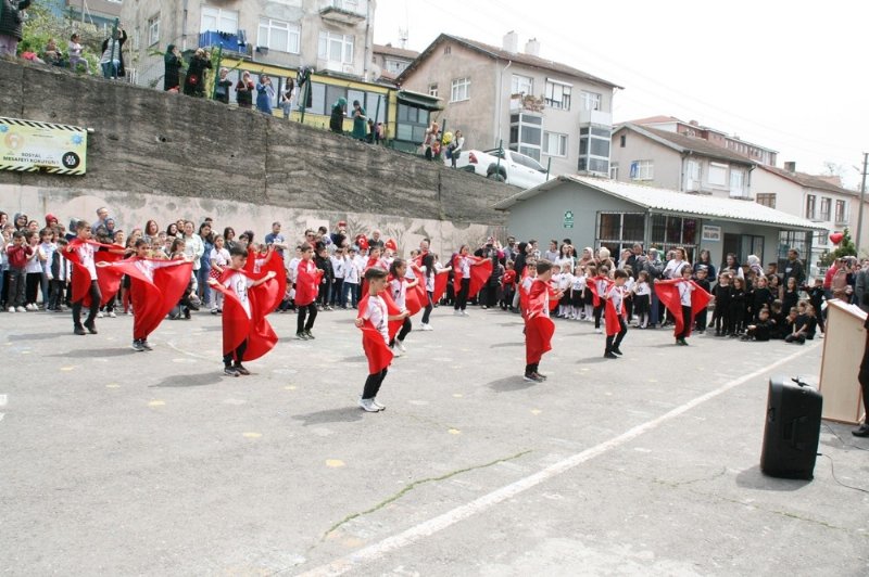 Karadeniz Ereğli’de Ulusal Egemenlik ve Çocuk Bayramı etkinlikleri... NİMET İLKOKULU’NDA COŞKULU KUTLAMA - 8