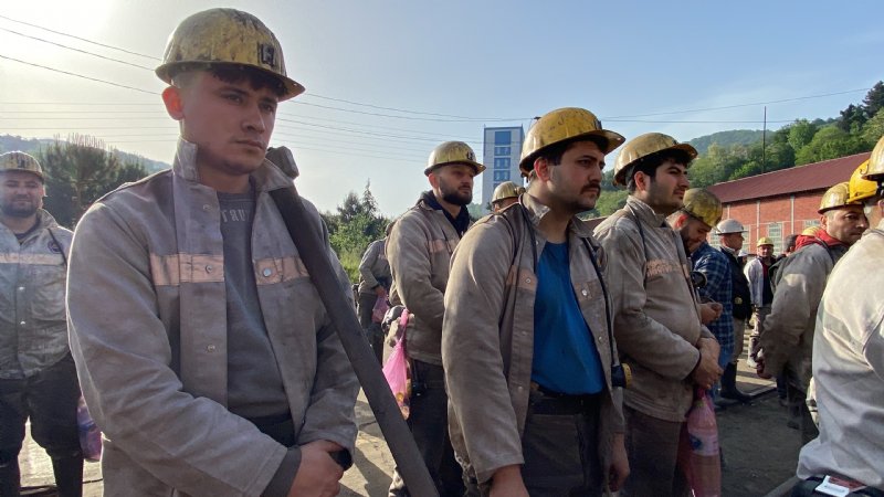 13 yıl önce grizuda hayatlarını yitirmişlerdi... DUALAR 30 MADEN İŞÇİSİ İÇİN - 4