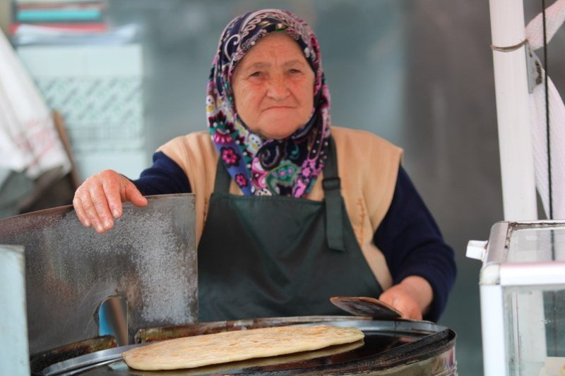  40 YILDIR TEZGÂHIN BAŞINDA; ŞİMDİ SİPARİŞLERE YETİŞEMİYOR - 1