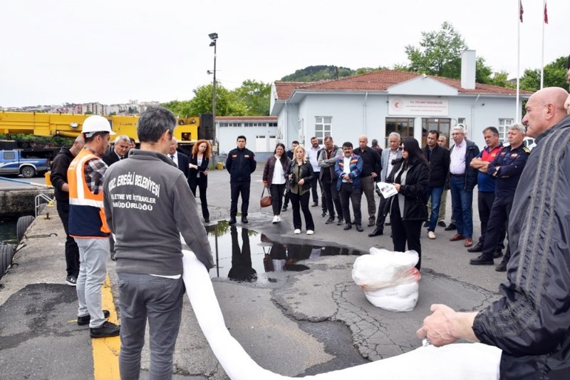 Deniz Kirliliğine acil müdahale hazırlığı… BOZHANE LİMANI’NDA TATBİKAT - 7