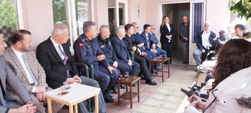 Karadeniz Ereğli’de Engelliler Haftası etkinlikleri... PROTOKOLDEN FİZİKSEL ENGELLİLER DERNEĞİ’NE ZİYARET - 4