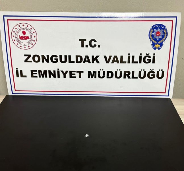 Ereğli’de uyuşturucuyla mücadele sürüyor… ÜÇ KİŞİ YAKALANDI - 3