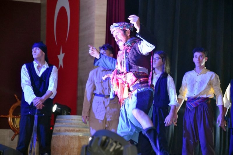 Ereğli’nin kurtuluşunun 103. Yılı etkinlikleri… Alesta Alemdar sahnelendi...“ALEMDAR’A İSTİKLAL MADALYASI İSTİYORUZ” - 13
