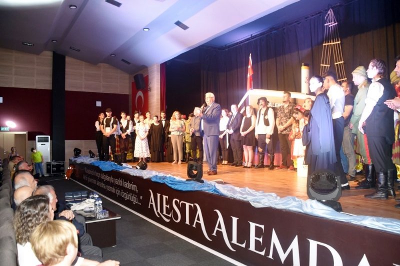 Ereğli’nin kurtuluşunun 103. Yılı etkinlikleri… Alesta Alemdar sahnelendi...“ALEMDAR’A İSTİKLAL MADALYASI İSTİYORUZ” - 17