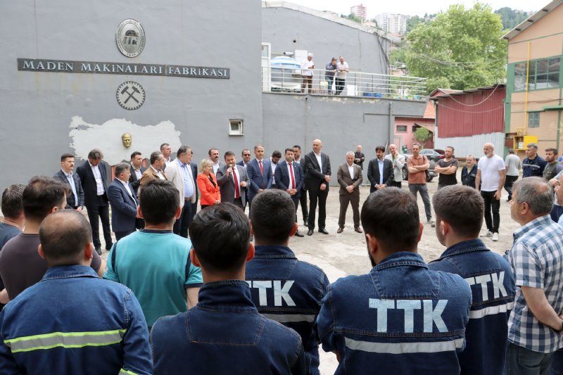GMİS Yönetimi, TTK Maden Makinaları Fabrikası’nda MEŞALELİ KARŞILAMA - 3