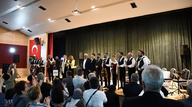  İBB Türk Sanat Müziği Topluluğu konseri ve sergilerle açıldı... AKM’YE YENİ SALON - 20