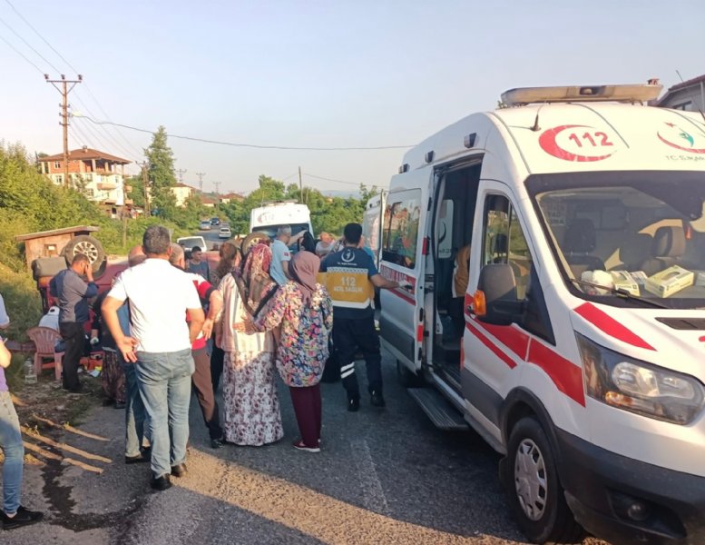 İşçi taşıyan araç kaza yaptı: 7 İŞÇİ YARALANDI - 2
