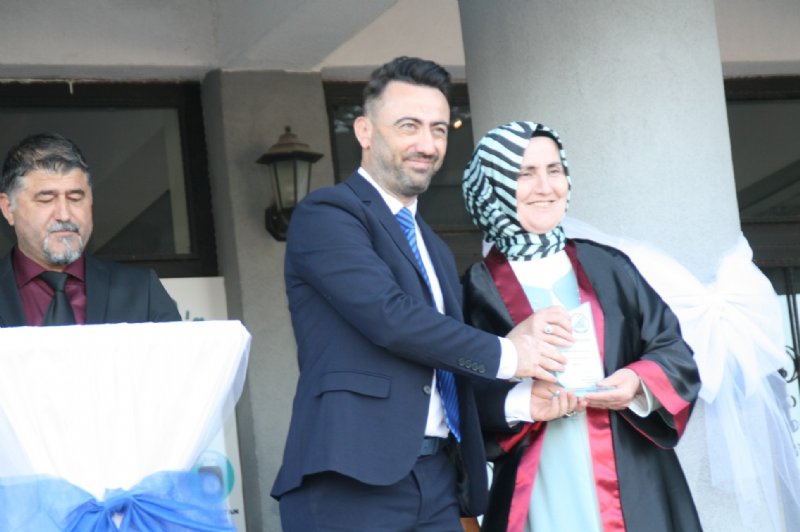 Karadeniz Ereğli Mesleki Eğitim Merkezi’nde mezuniyet töreni… EREĞLİ’NİN “USTALARI” MEZUN OLDU  - 10