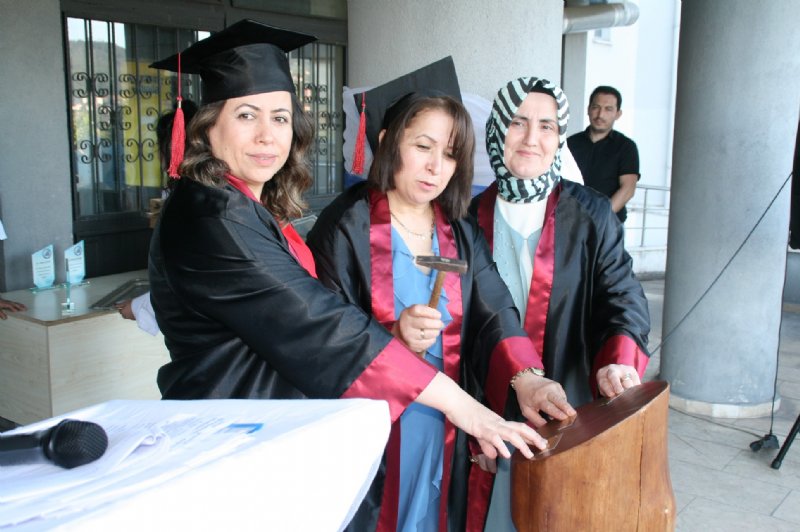Karadeniz Ereğli Mesleki Eğitim Merkezi’nde mezuniyet töreni… EREĞLİ’NİN “USTALARI” MEZUN OLDU  - 6