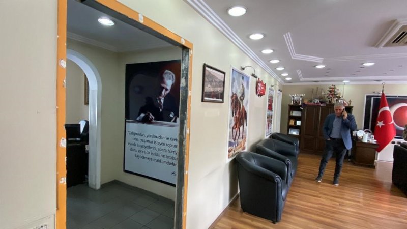 LEVYELERLE BELEDİYEYE SALDIRDILAR! - 4