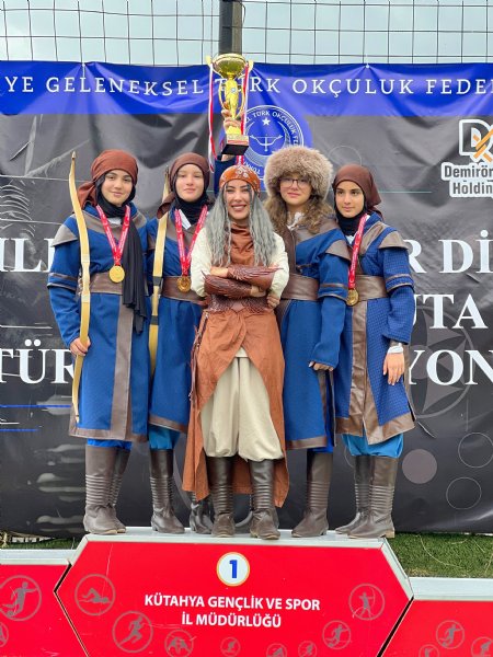 OKÇULUK YARIŞMASINDA KUZENLER ŞAMPİYON OLDU - 2