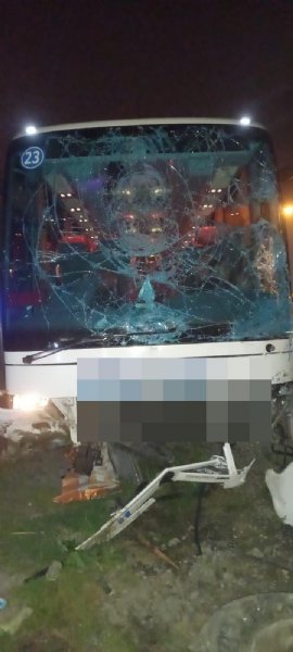 Yolcu otobüsü ile otomobil çarpıştı: 2 ÖLÜ, 2 YARALI - 5