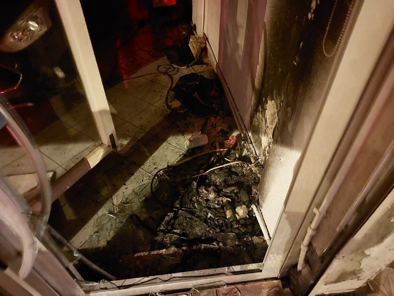 Ereğli’de, oto aksesuar dükkanında yangın… FACİADAN DÖNÜLDÜ - 3