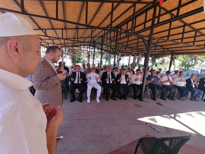 EREĞLİ ŞEHİR MEZARLIĞI´NDA ŞEHİTLER ZİYARET EDİLDİ - 2