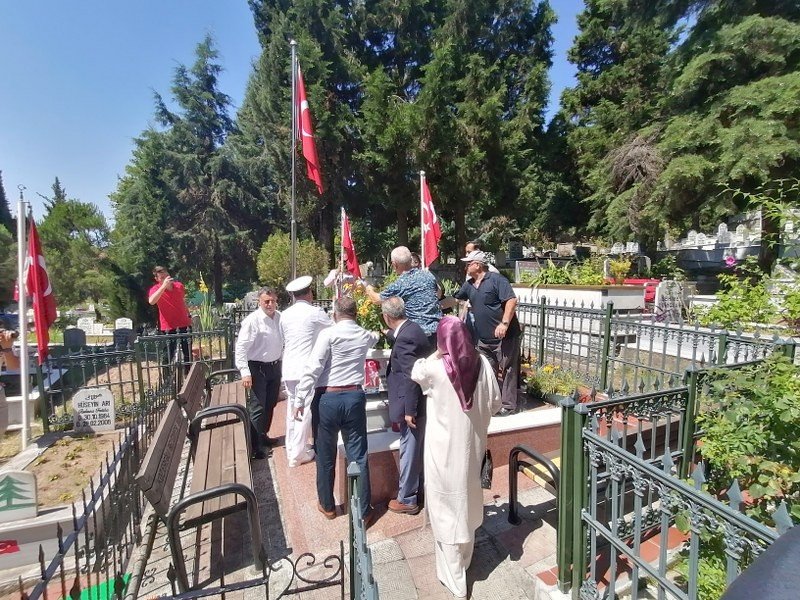 EREĞLİ ŞEHİR MEZARLIĞI´NDA ŞEHİTLER ZİYARET EDİLDİ - 6