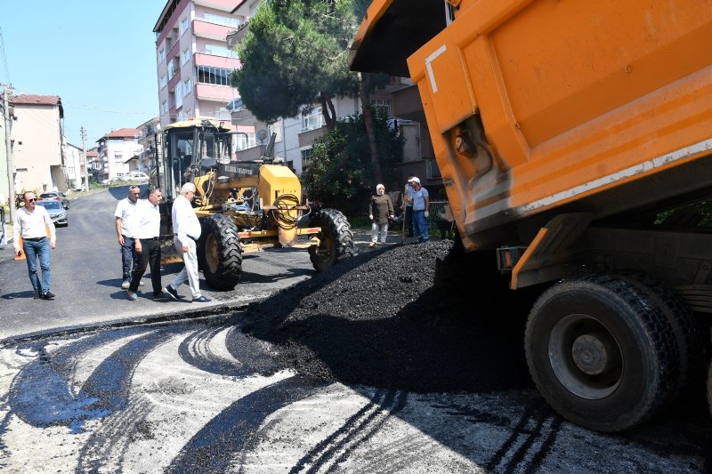 Posbıyık çalışmaları yerinde inceledi ASFALT ÇALIŞMALARI SÜRÜYOR - 1