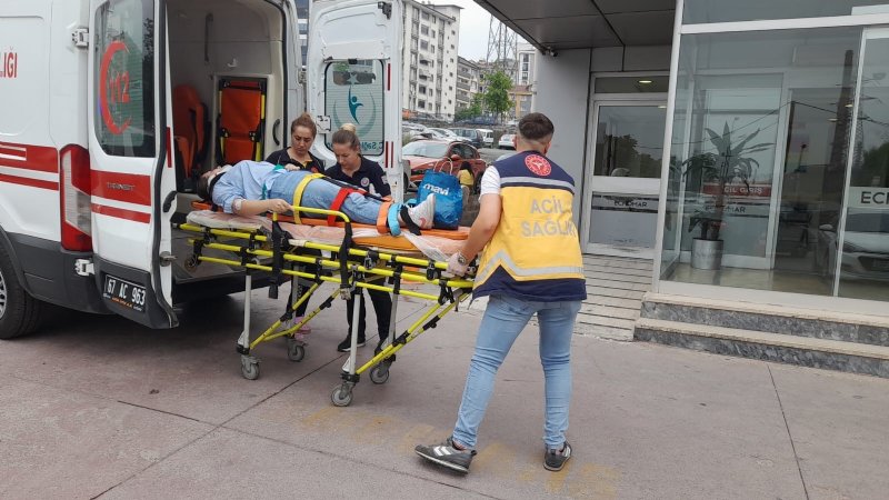 İŞ MAKİNESİ İLE HALK OTOBÜSÜ ÇARPIŞTI! - 8