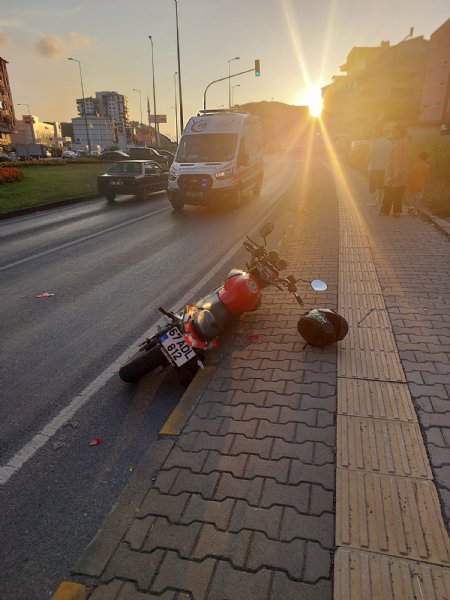 MOTOSİKLET İLE OTOMOBİL ÇARPIŞTI - 1