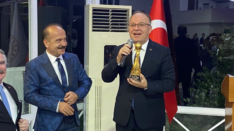 VALİ MUSTAFA TUTULMAZ´A VEDA  - 3