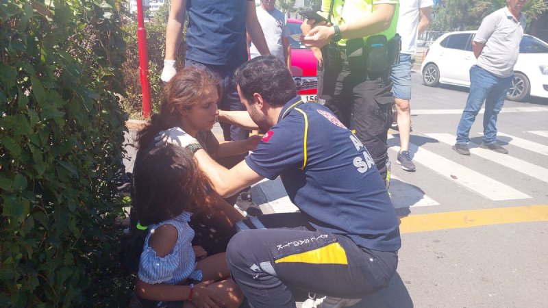 YAYALARA ÇARPTI; 4 YARALI - 1