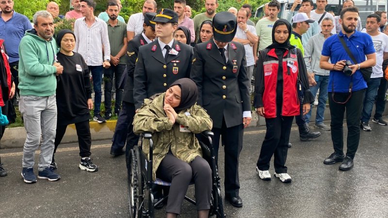 Zonguldak Şehit Piyade Uzman Çavuş Mustafa Sezer’i uğurladı - 3