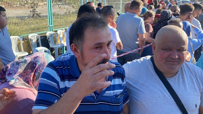GÖÇÜKTEN ÇIKARTILAN YARALILAR HASTANELERE KALDIRILDI - 5