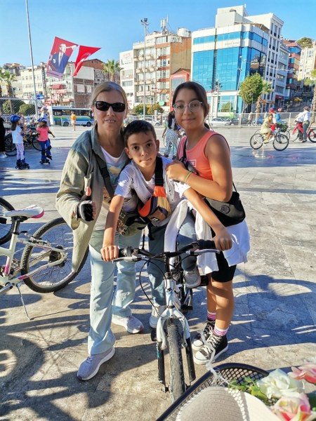 SÜSLÜ KADINLARIN TALEPLERİ VAR! - 4