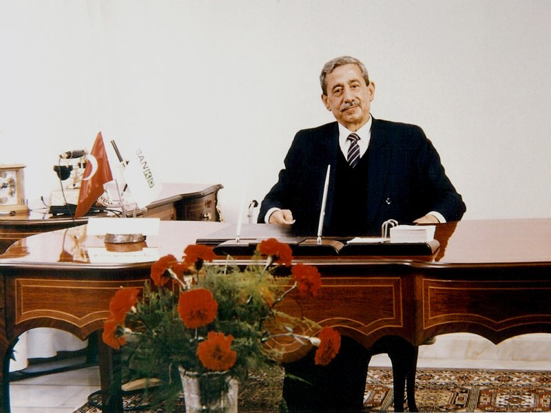 SANİ KONUKOĞLU MEZARI BAŞINDA ANILDI - 1