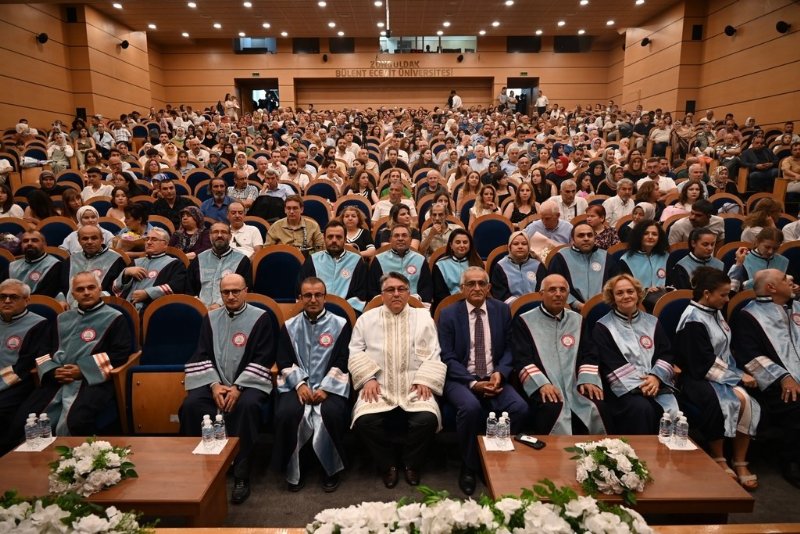 DİŞ HEKİMLİĞİ FAKÜLTESİ MEZUNLARI YEMİN ETTİ - 2