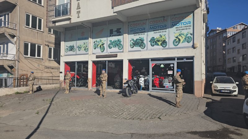 MOTORCU KARDEŞLERE ‘CHANGE’ OPERASYONU - 1
