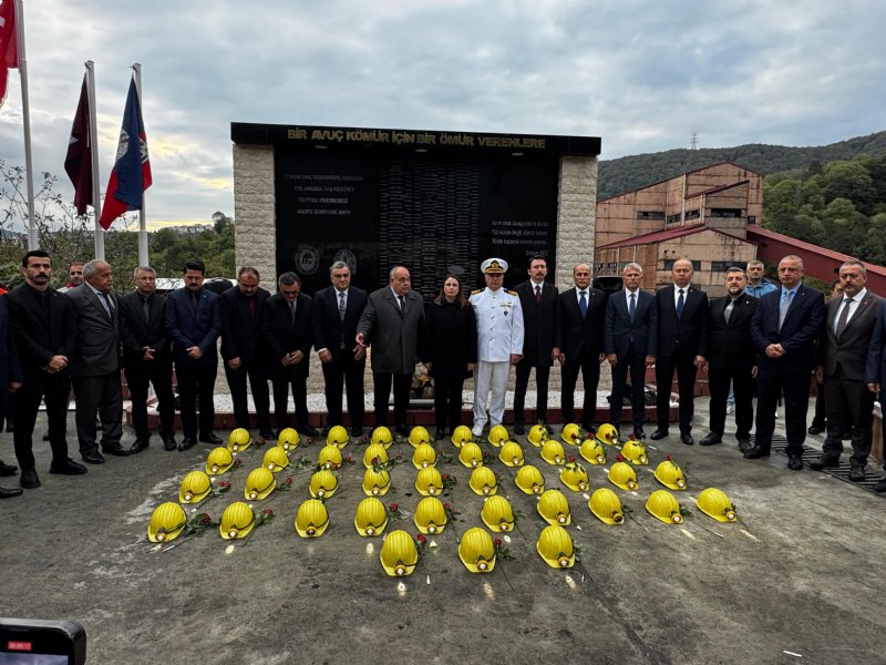 Hayatını kaybeden 43 işçi dualarla anıldı - 2
