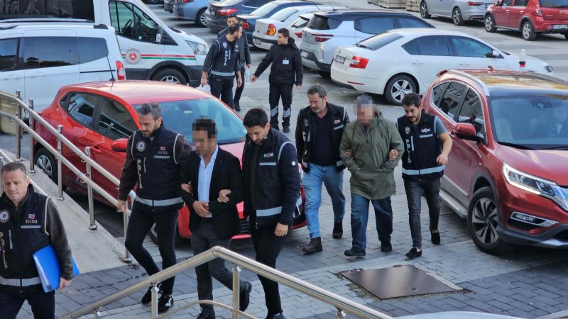 KÜRTAJ SORUŞTURMASI: 3 SAĞLIK ÇALIŞANI GÖZALTINDA - 1