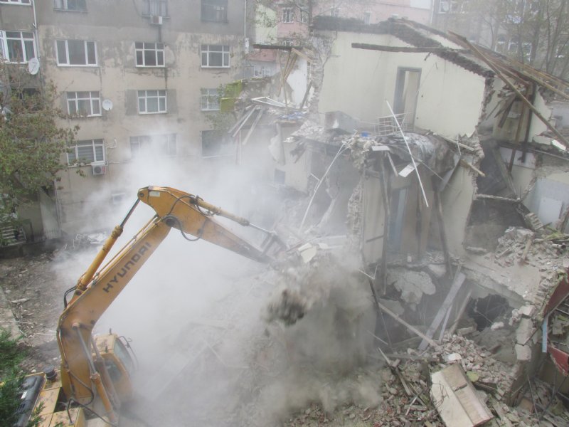 YIKIM SIRASINDA GAZ KAÇAĞI MEYDANA GELDİ - 4