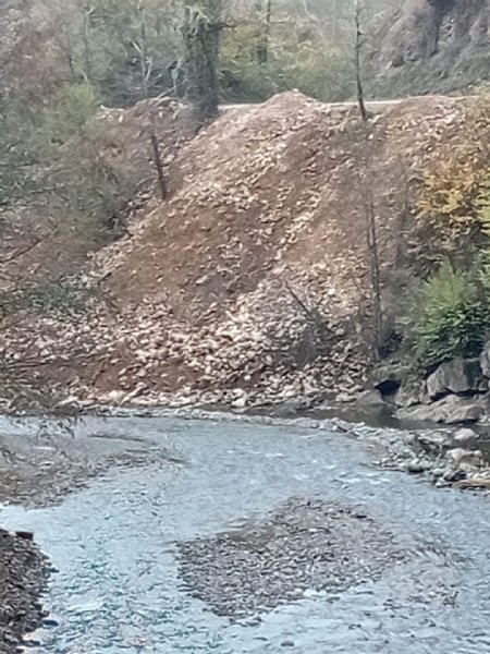 DERE YATAKLARINA ATIK VE MOLOZ DÖKÜLÜR MÜ? - 2