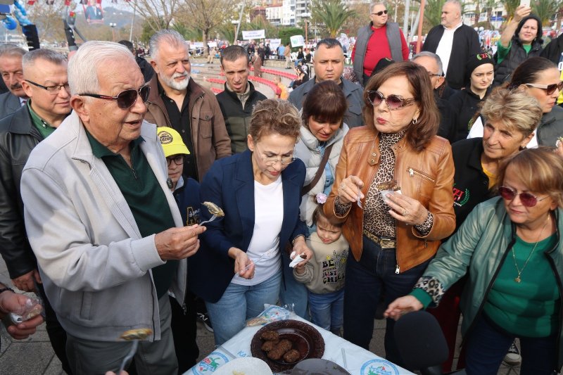 HAMSİLİ SUŞİ, HAMSİLİ MAKARNA VE HAMSİLİ KÖFTE... - 4