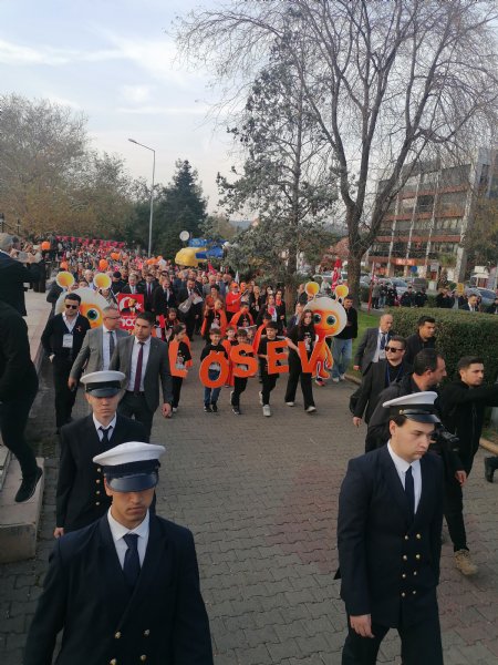 KALBİ AYNI UMUTLA ATAN  ÇOCUKLAR İÇİN YÜRÜNDÜ - 7