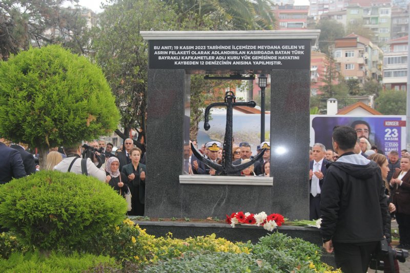 ÖLEN DENİZCİLER İÇİN ANIT YAPILDI - 6
