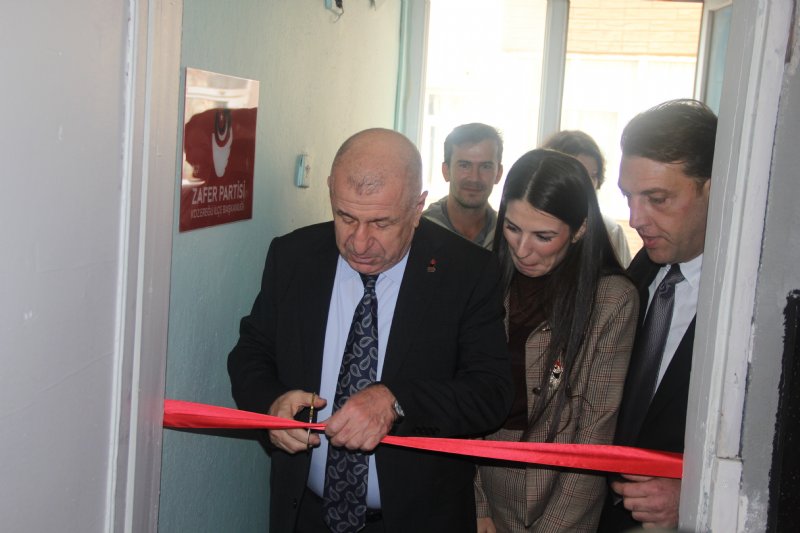 ÖZDAĞ’DAN CUMHURİYET TANIMI! - 4