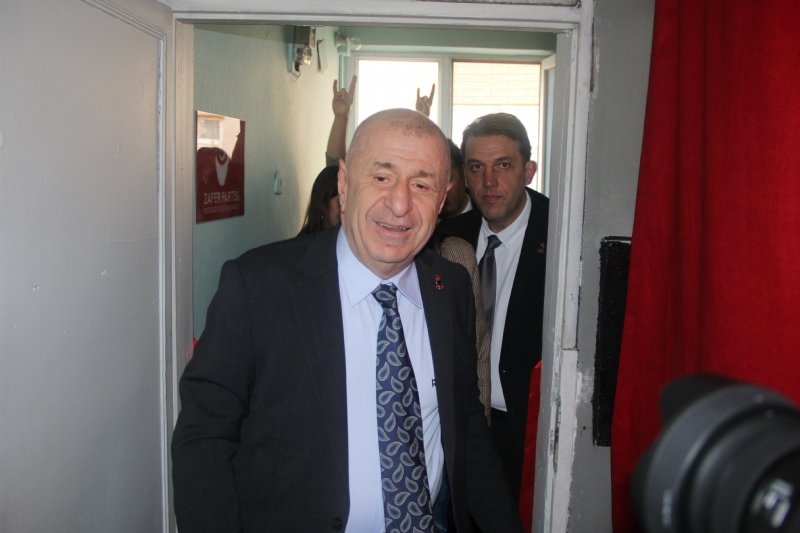 ÖZDAĞ’DAN CUMHURİYET TANIMI! - 5