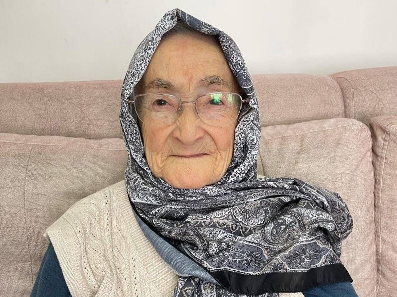 ANNESİ SON  YOLCULUĞUNA  UĞURLADI - 3