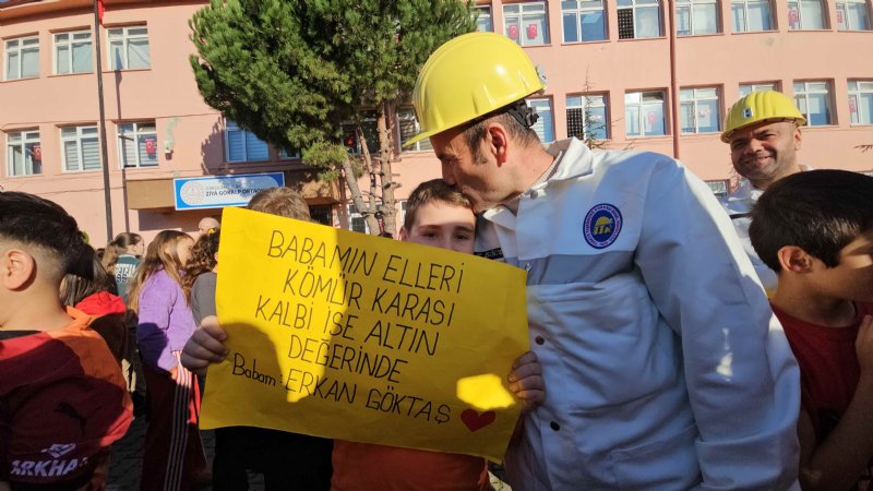 MADENDEN ÇIKIP  OKULA KOŞTULAR - 5