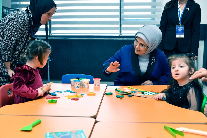 ÖZEL GEREKSİNİMLİ ÇOCUKLAR İÇİN TARİHİ BİR ADIM - 4