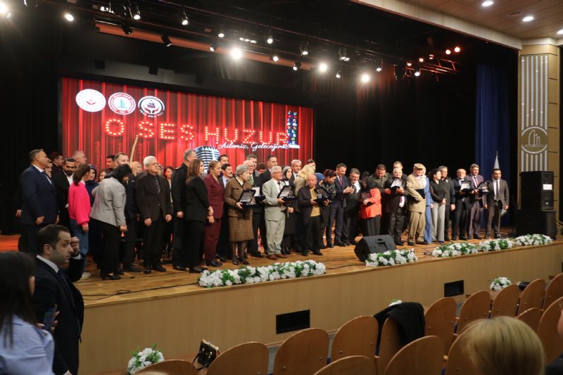 BÜYÜKLERİMİZ GENÇLERE NAL TOPLATTI - 1