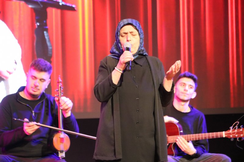 BÜYÜKLERİMİZ GENÇLERE NAL TOPLATTI - 3