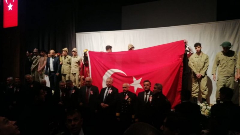 EREĞLİ´DEKİ TÖRENDE GERGİN ANLAR! - 9