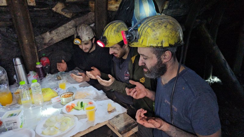 YERİN METRELERCE ALTINDA İLK SAHUR - 3
