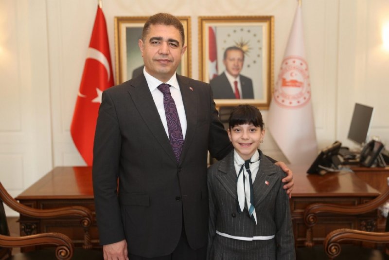 KİMLER HANGİ KOLTUKLARA OTURDU? - 1