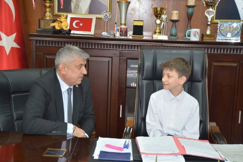 KİMLER HANGİ KOLTUKLARA OTURDU? - 2