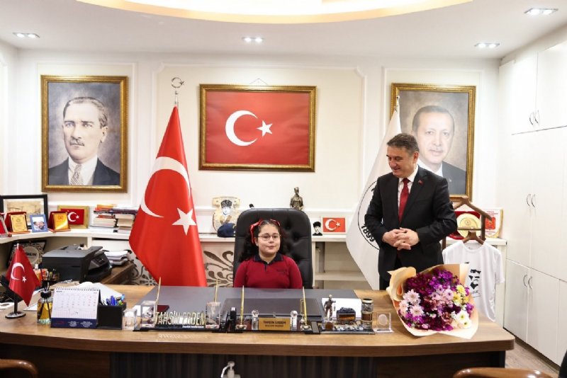 KİMLER HANGİ KOLTUKLARA OTURDU? - 4